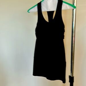 Lululemon athletic top